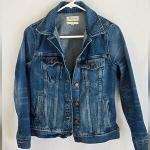 Madewell Classic Blue Denim Jacket - Medium